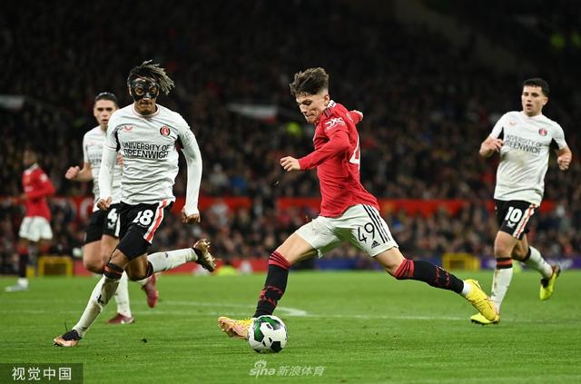 之间的激烈 之间的激烈