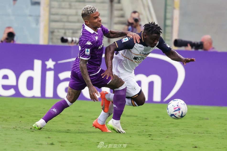 组合竟然首 组合竟然首